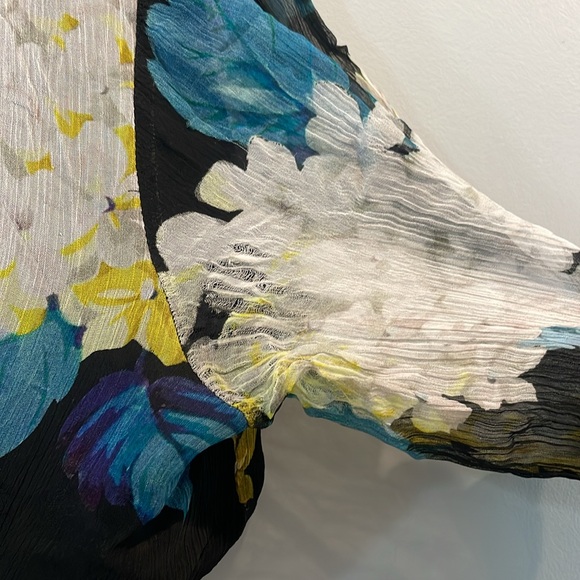 Wild Frontiers Mini Dress‎ - Picture 6 of 8